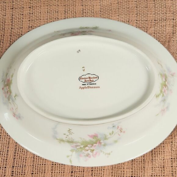Theodore Haviland Apple Blossom Vegtable Serving Bowl - Picture 4 of 4